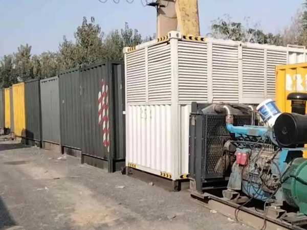 大冶200KW柴油发电机机组每小时油耗是多少？